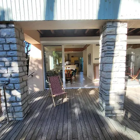 Perica Pour 10 Personnes. Entre Et Ocean. Wifi Gratuit. Vila