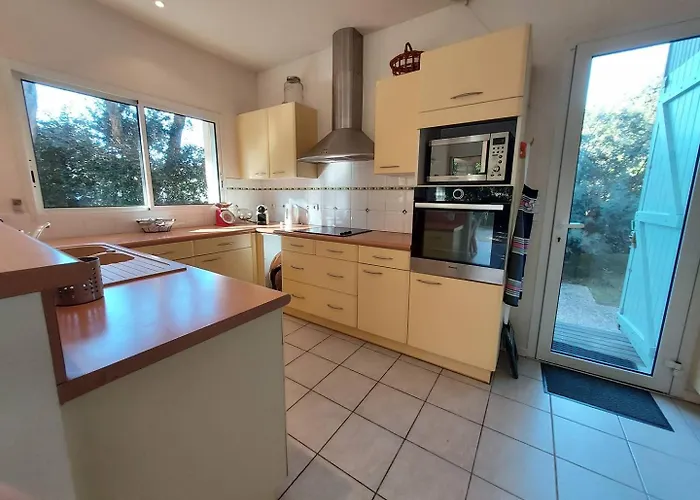 Perica Pour 10 Personnes. Entre Et Ocean. Wifi Gratuit. Villa